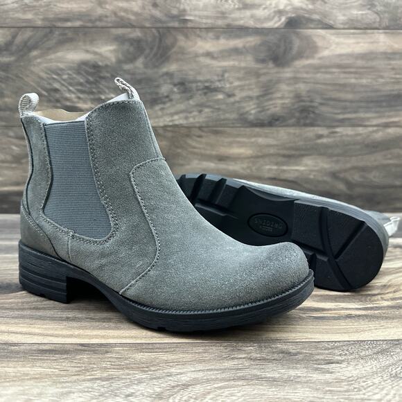 NIB Earth Origins Roxana 8W WIDE Chelsea Ankle Booties Boots Iron Grey Suede - Picture 4 of 12